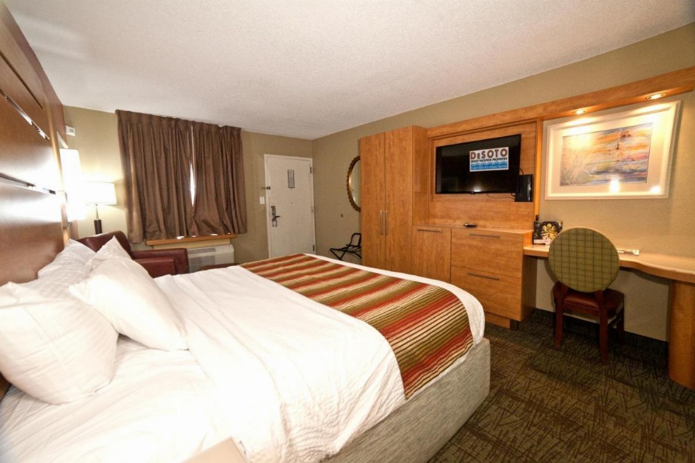 Desoto Beach Hotel Image 36